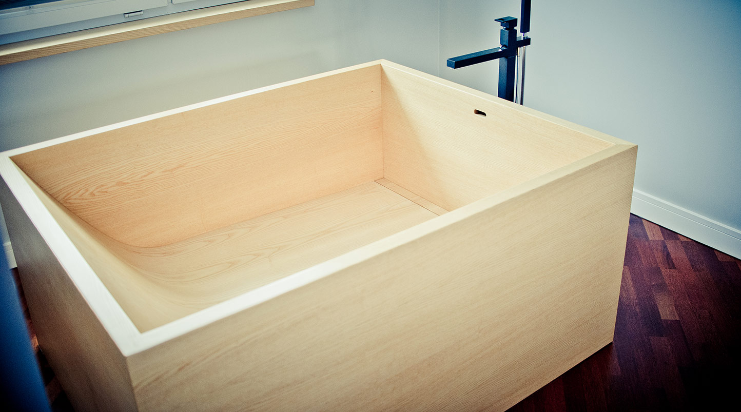 Image no. 3 of Custom wooden bathtub in Ash wood - Bespoke Ofuro